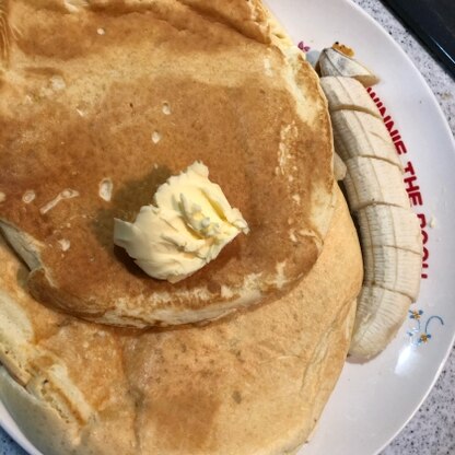 家にホットケーキミックスがなかったのでこのレシピを見て作りました。フワフワで美味しかったです！